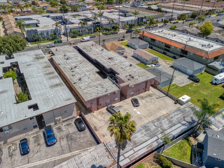 More Photos Of 7836 Stewart and Gray Rd, Downey Apartments For Sale