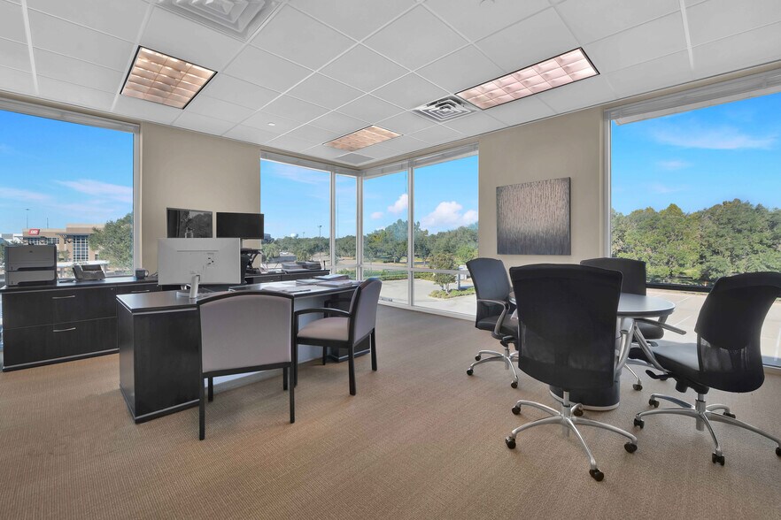 More Photos Of 681 Greens Pky, Houston Office For Lease