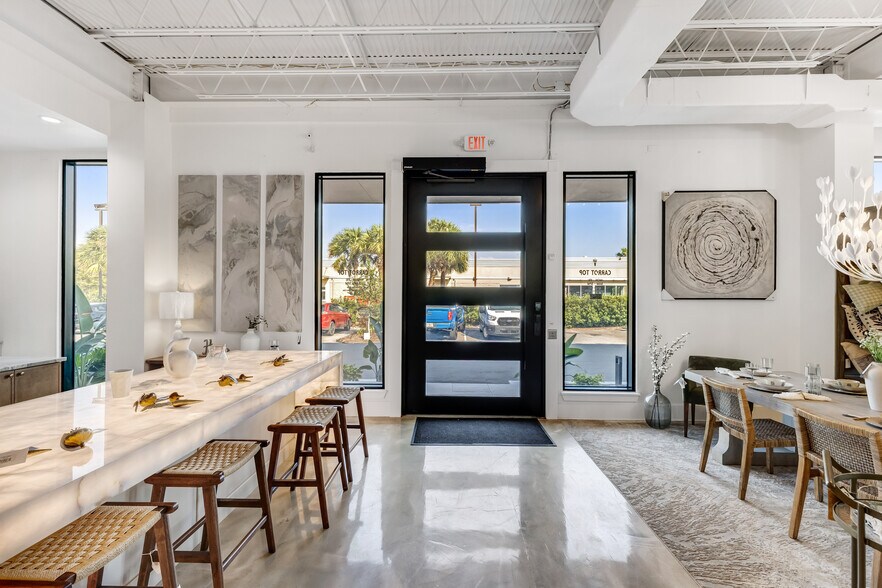 More Photos Of 12870 US Hwy 98, Miramar Beach Showroom For Sale