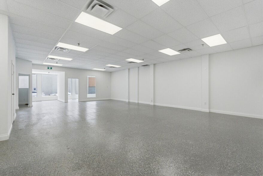 More Photos Of 397 Humberline Dr, Toronto Warehouse For Sale