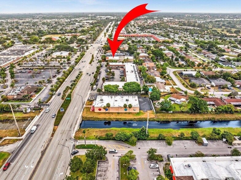 More Photos Of 2200 N University Dr, Sunrise Warehouse For Lease