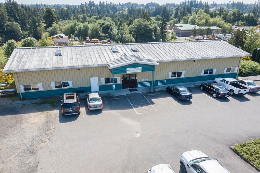 Primary Photo Of 1415 Lumsden Rd, Port Orchard Warehouse For Sale