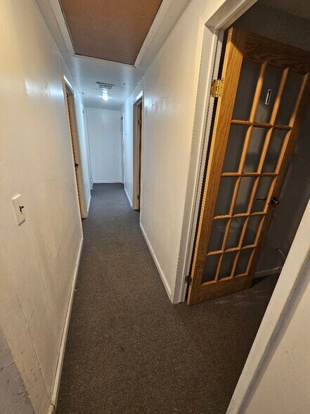 More Photos Of 3056-3068 Hempstead Tpke, Levittown Unknown For Lease