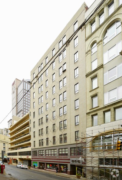 More Photos Of 526 Penn Ave, Pittsburgh Apartments For Lease