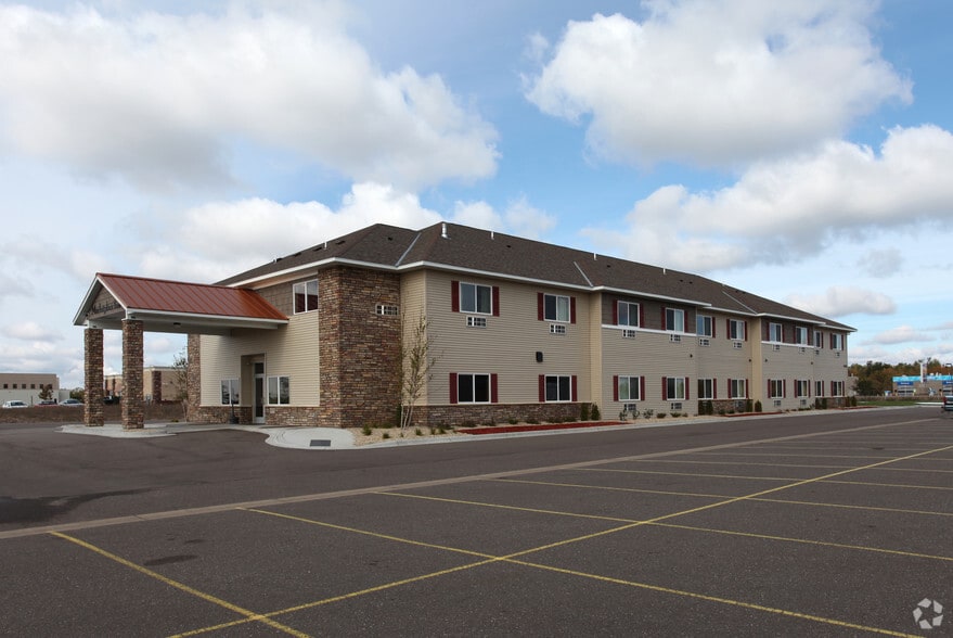 More Photos Of 16776 198th Ave, Big Lake Hotel For Sale
