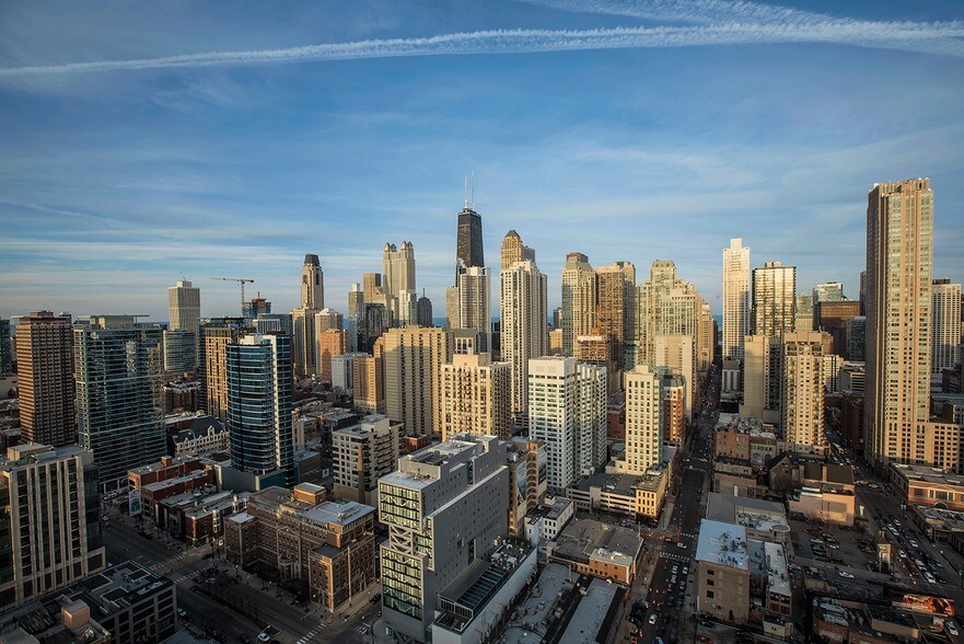 More Photos Of 637-643 N Wells St, Chicago Apartments For Lease