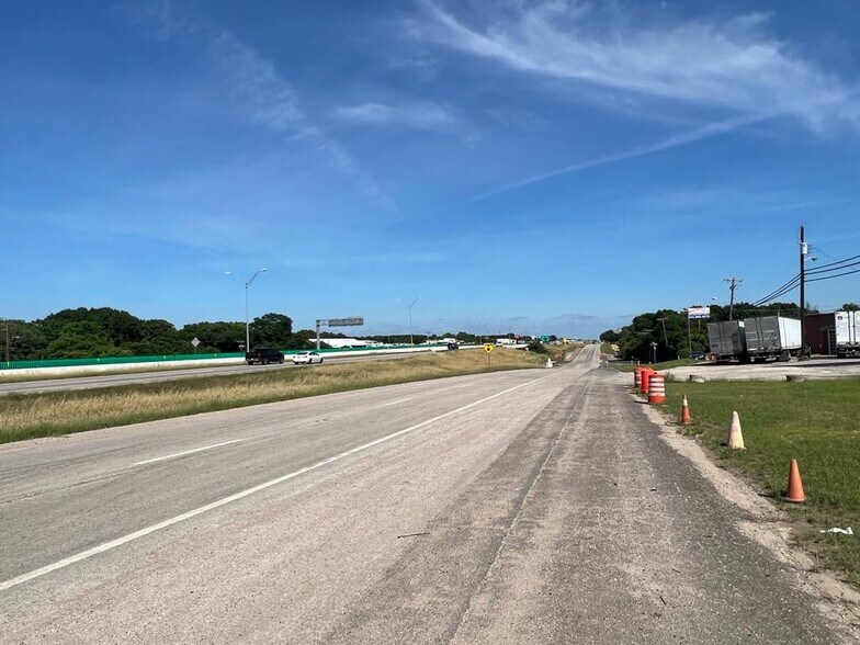 More Photos Of 12720 C F Hawn Fwy, Dallas Auto Repair For Sale