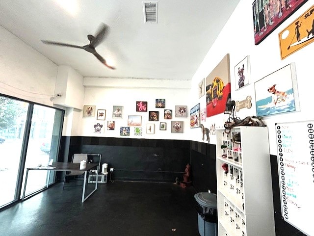 More Photos Of 127 W 7th St, Long Beach Storefront For Sale