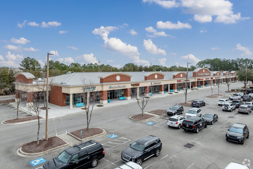 More Photos Of 201 Graduate Dr, Conway Unknown For Lease