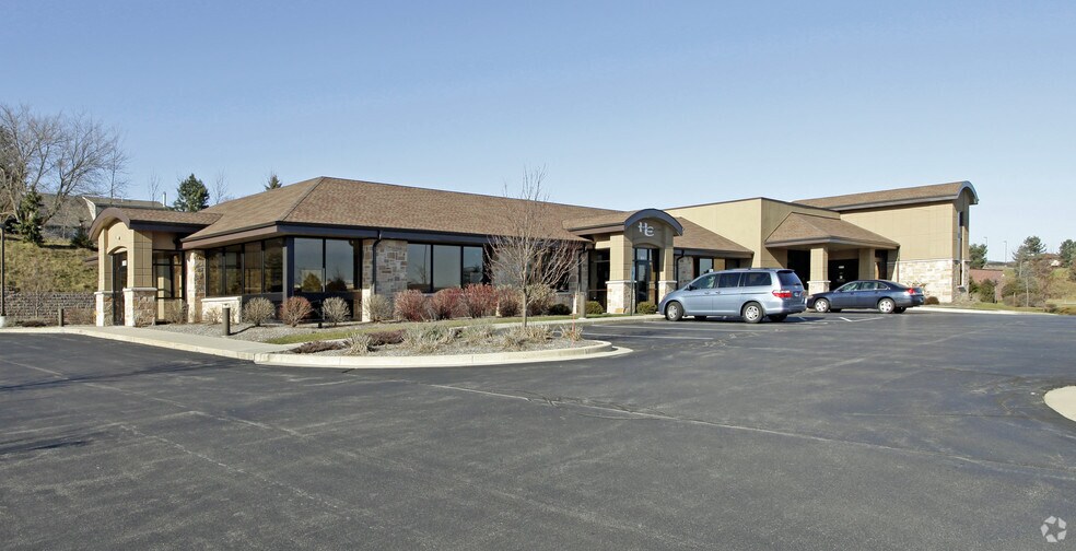Primary Photo Of 2090-2108 Continental Dr, West Bend Medical For Sale