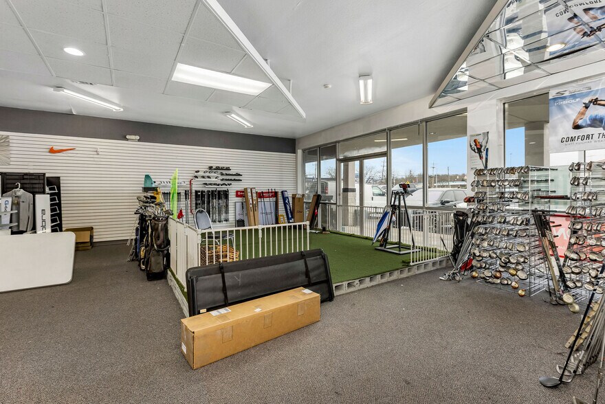 More Photos Of 2235 Bauer Rd, Batavia Unknown For Lease