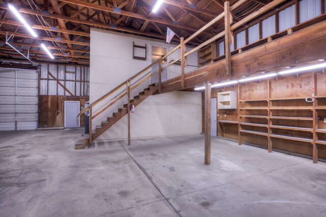 More Photos Of 220 S 9th St, Philomath Truck Terminal For Sale