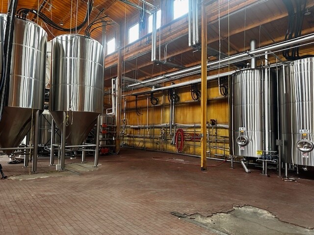 More Photos Of 5650 Matlock Rd, Granbury Industrial For Sale