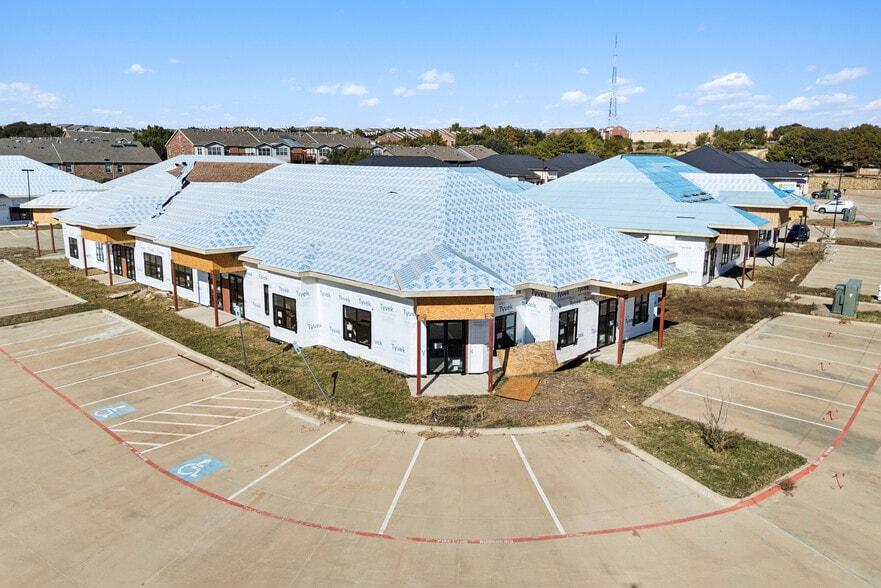 More Photos Of 2600 MacArthur Blvd, Lewisville Medical For Lease