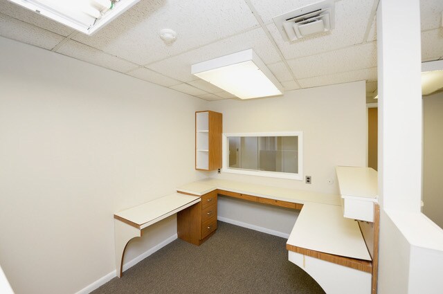 More Photos Of 245 Kinderkamack Rd, Westwood Office For Sale