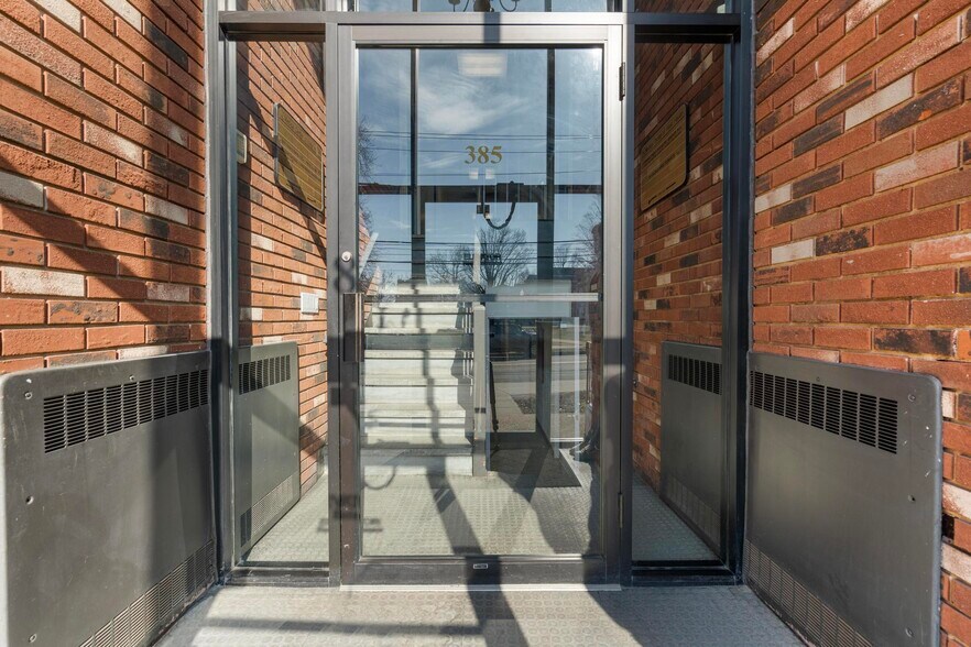 More Photos Of 385 Main St, West Haven Medical For Sale