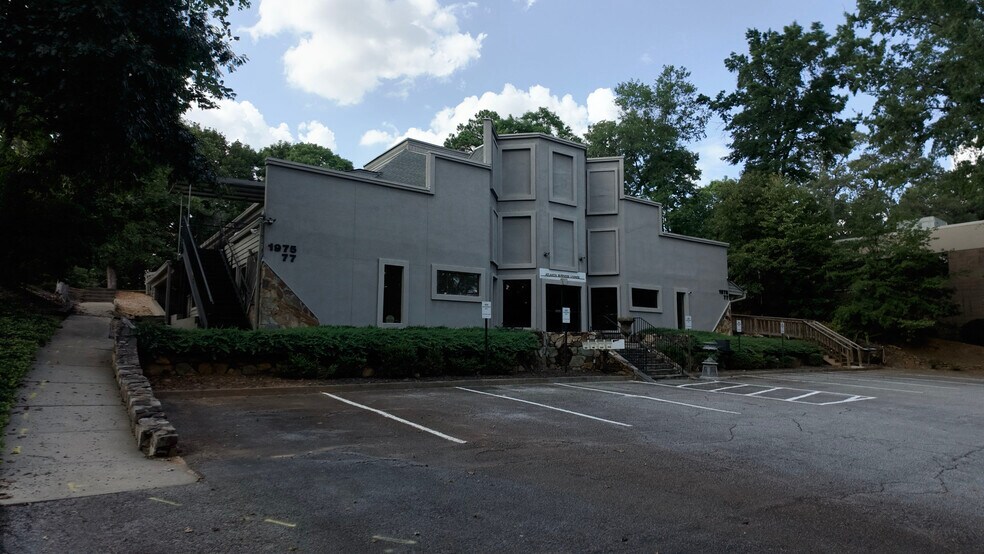 More Photos Of 1977 N Park Pl SE, Atlanta Medical For Lease