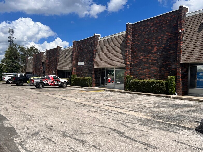 More Photos Of 6103-6119 Anno Ave, Orlando Warehouse For Lease