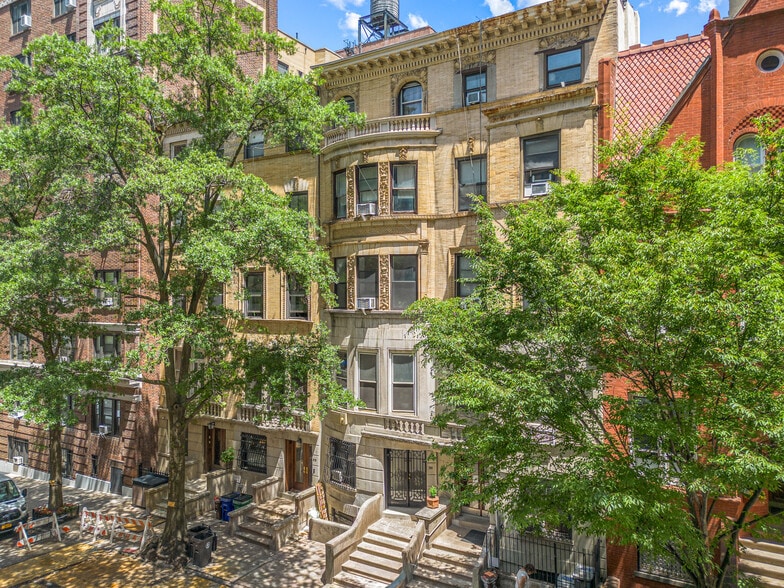 More Photos Of 311 W 78th St, New York Apartments For Sale
