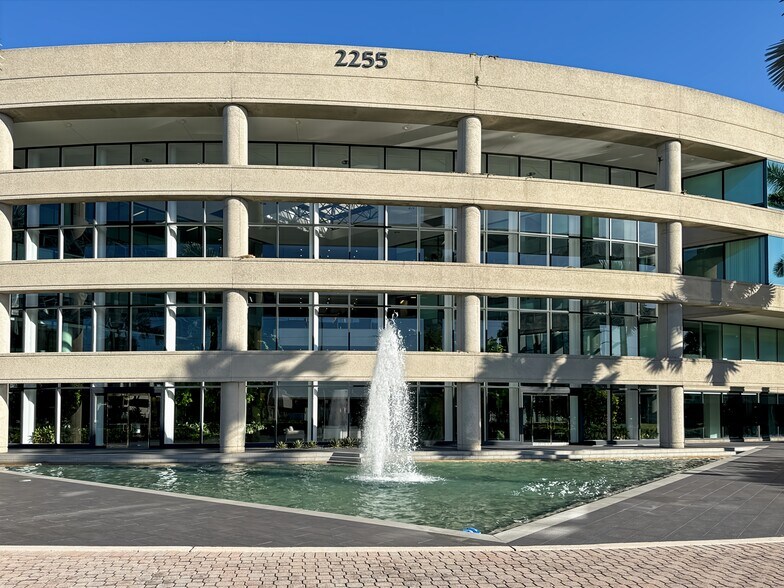 More Photos Of 2255 Glades Rd, Boca Raton Coworking Space