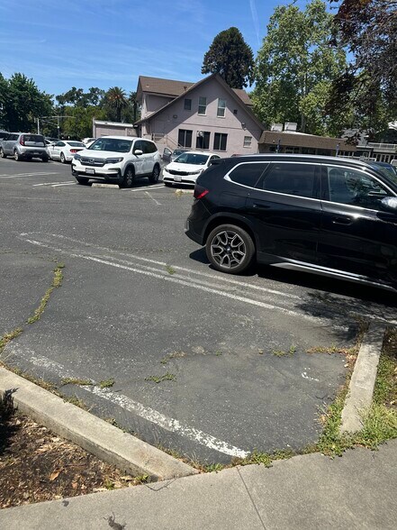 More Photos Of 1421 K St, Modesto Office For Lease