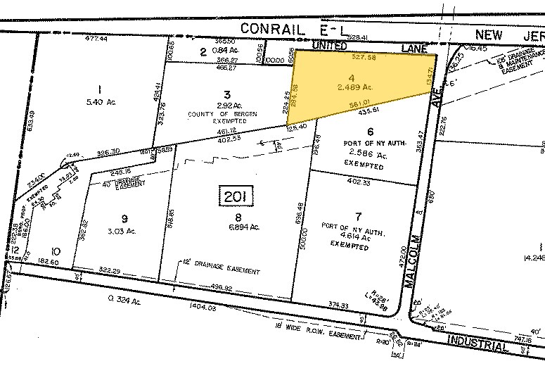 More Photos Of 10 Malcolm Ave, Teterboro Warehouse For Lease