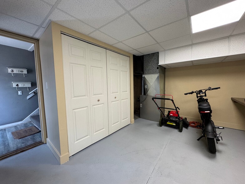 More Photos Of 140 N West St, Crown Point Apartments For Sale