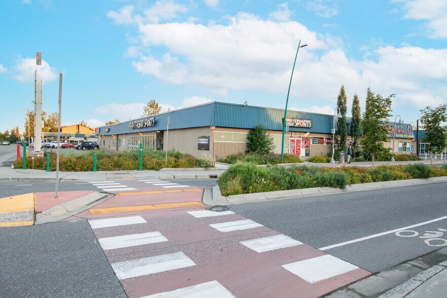More Photos Of 1237 W 27th Ave, Anchorage General Retail For Sale
