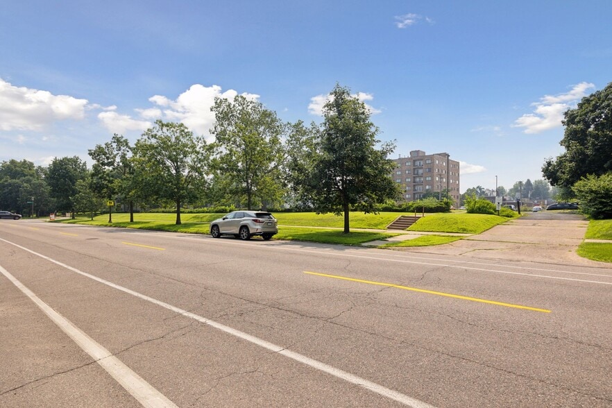 More Photos Of 750 Summit Ave, Saint Paul Land For Sale