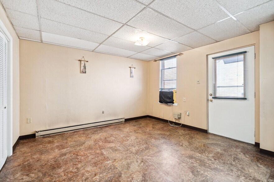 More Photos Of 314-316 W Main St, Monongahela Storefront Retail Office For Sale