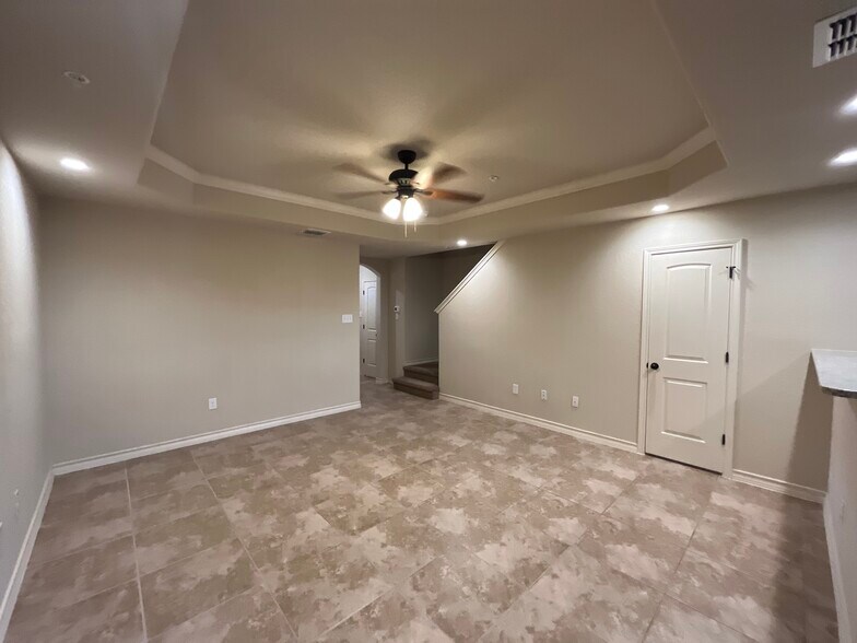 More Photos Of 6407 Luglio Ln, San Antonio Apartments For Sale