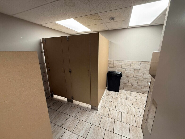 More Photos Of 3223 1st Ave SE, Cedar Rapids Medical For Sale