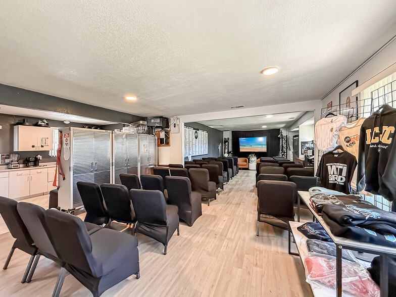 More Photos Of 1492 Sinaloa Rd, Simi Valley Religious Facility For Sale