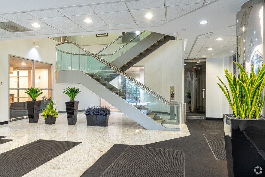 More Photos Of 14 Walsh Dr, Parsippany Office For Lease