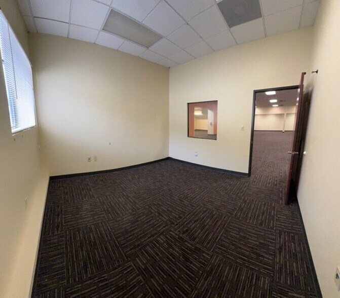 More Photos Of 225 Terrace Ave, Huntington Office For Lease