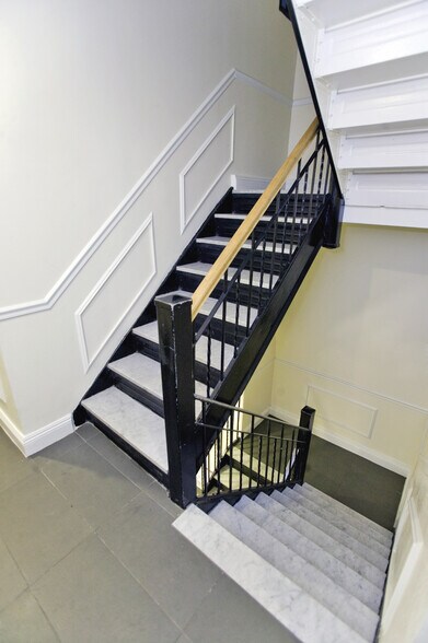 More Photos Of 332 E 71st St, New York Apartments For Sale