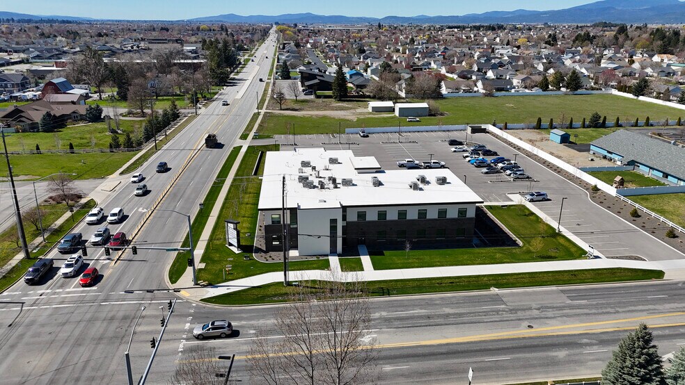 More Photos Of 1701 Prairie, Hayden Medical For Lease