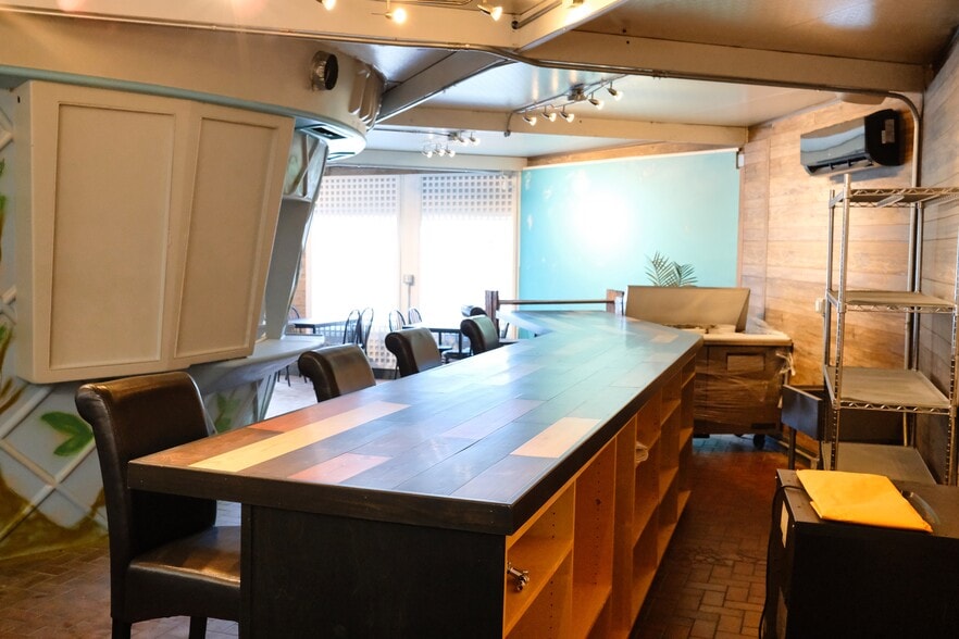 More Photos Of 5804 54th Ave N, Kenneth City Restaurant For Lease
