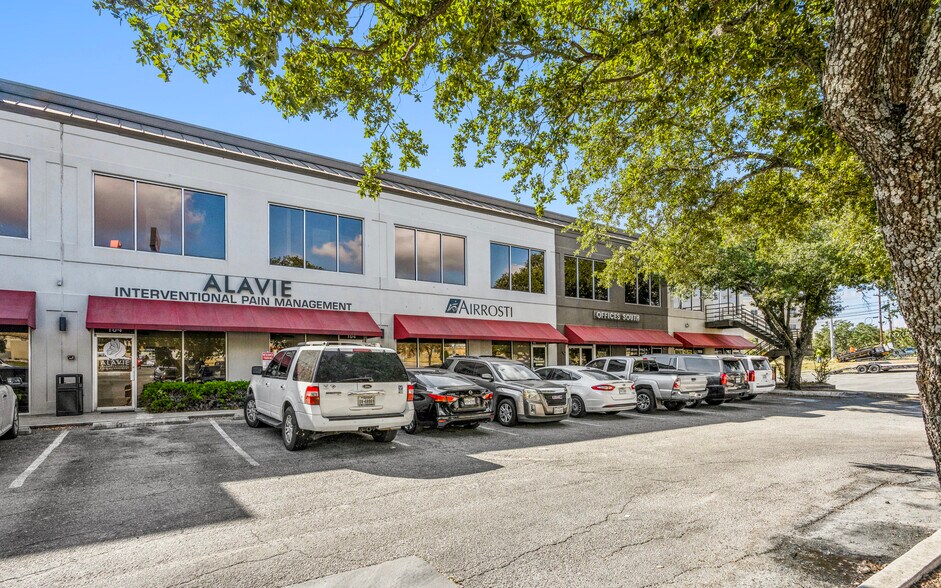 More Photos Of 12702 Toepperwein Rd, San Antonio General Retail For Sale