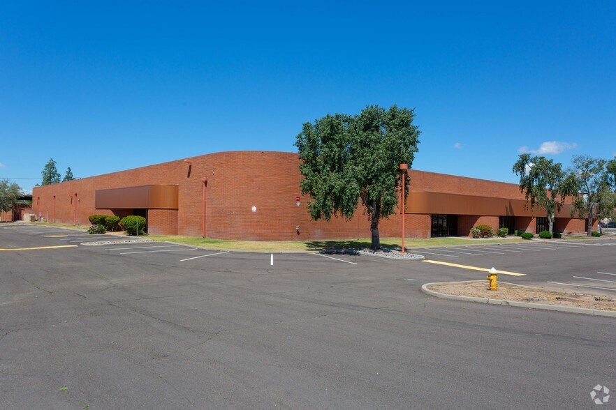 Primary Photo Of 18008 N Black Canyon Fwy, Phoenix Warehouse For Lease