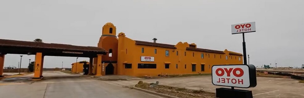 More Photos Of 3334 S US Highway 77 Byp, Kingsville Hotel For Sale