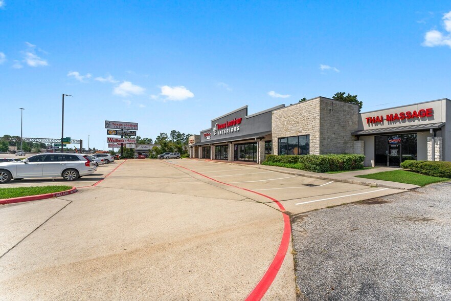 More Photos Of 26333 I-45, The Woodlands Storefront Retail Office For Sale