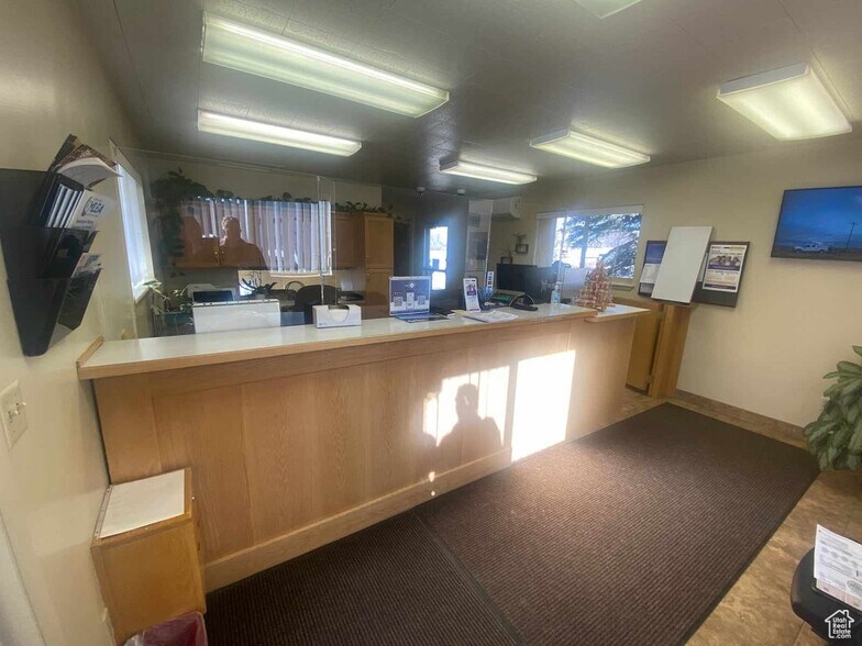 More Photos Of 184 Center st, Duchesne Office For Sale