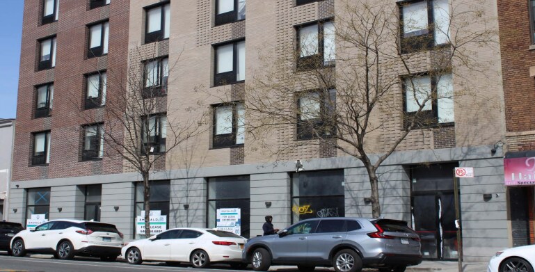 Primary Photo Of 913 E Tremont Ave, Bronx Multifamily For Sale