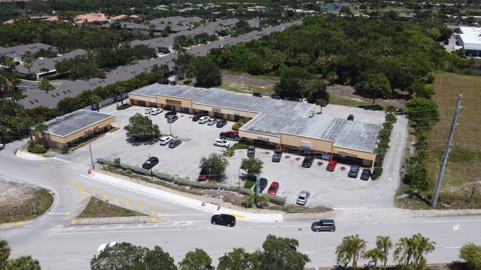 More Photos Of 600 6th Ave, Vero Beach Storefront For Lease