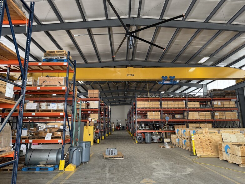 More Photos Of 6834 Bourgeois Rd, Houston Industrial For Lease