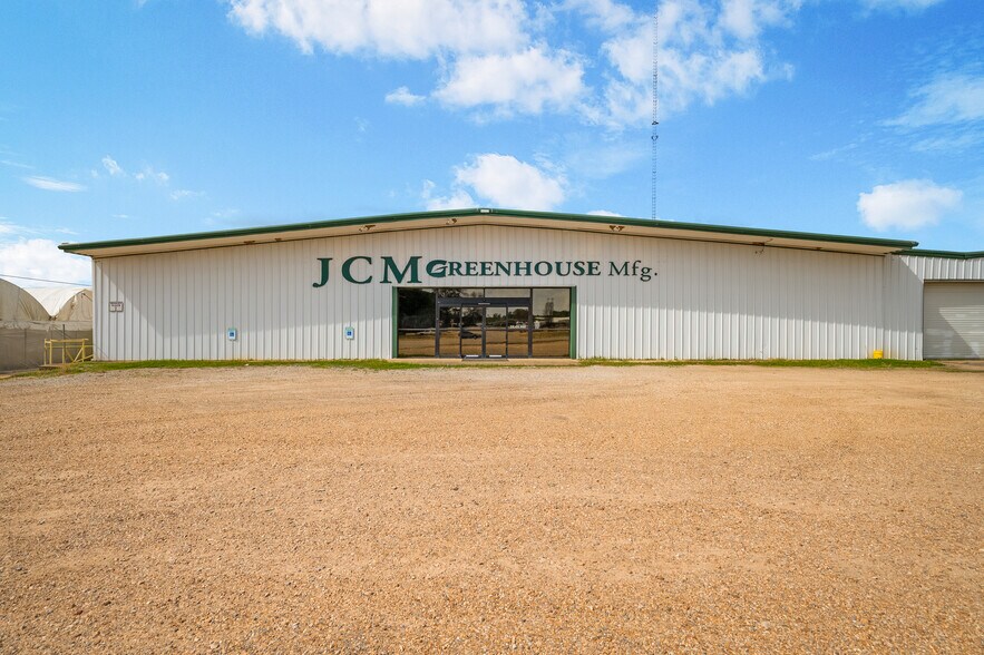 Primary Photo Of 10462 Hwy 165 S, Forest Hill Warehouse For Sale