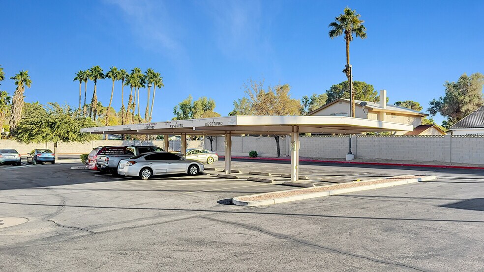 More Photos Of 3585 E Flamingo Rd, Las Vegas Loft Creative Space For Lease