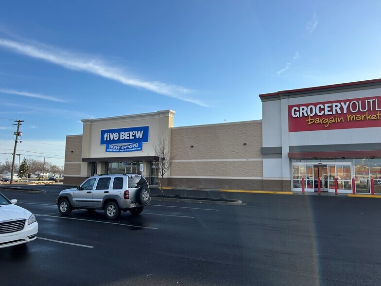 More Photos Of 4415 Leavitt Rd, Lorain Freestanding For Lease