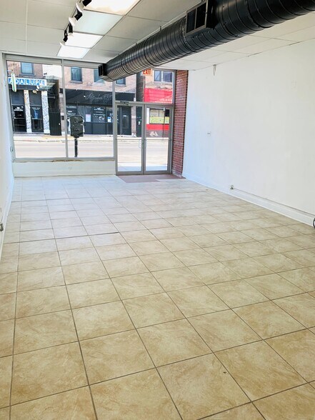 More Photos Of 3512 W 26th St, Chicago Storefront For Lease